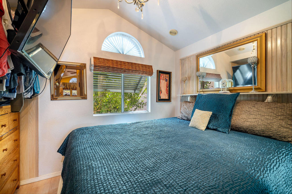 74711 Dillon Road 736