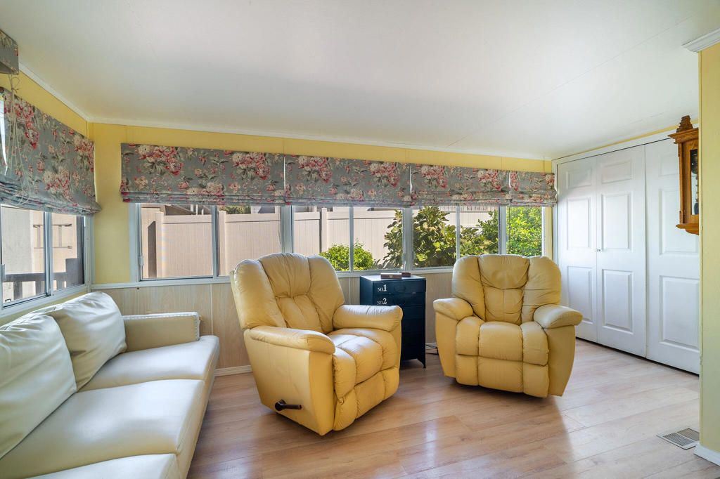 74711 Dillon Road 736