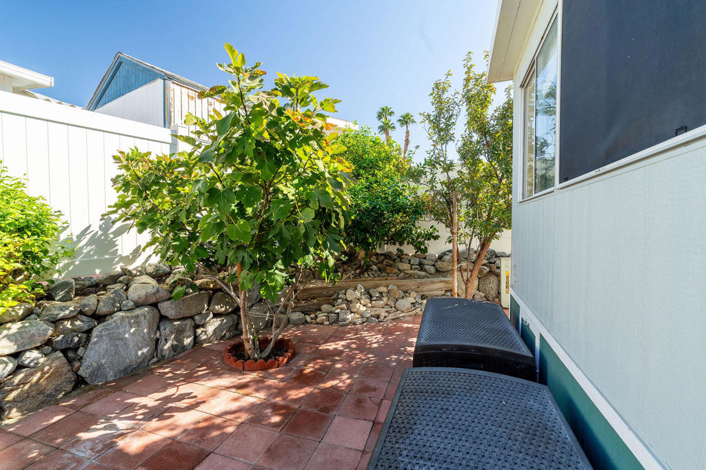 74711 Dillon Road 736