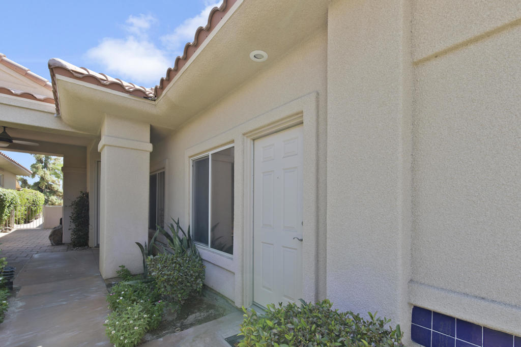 78 N Kavenish Drive