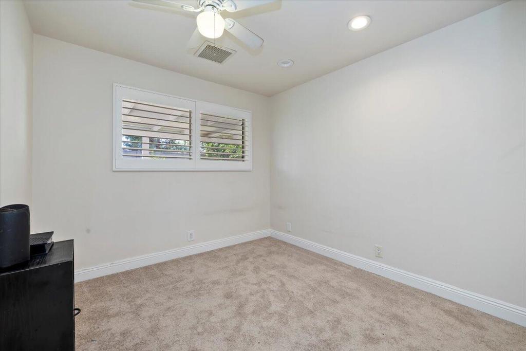 43651 Virginia Avenue