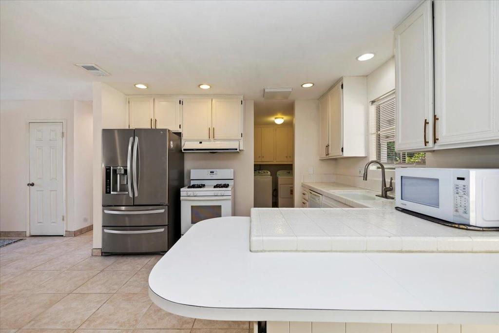 43651 Virginia Avenue