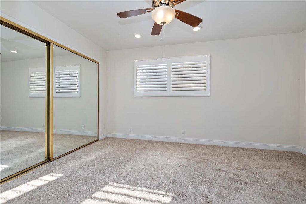 43651 Virginia Avenue