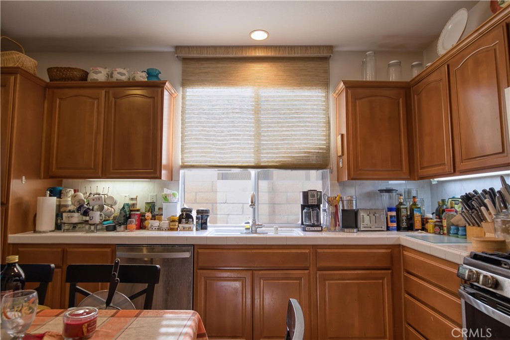 65565 Acoma Avenue 113