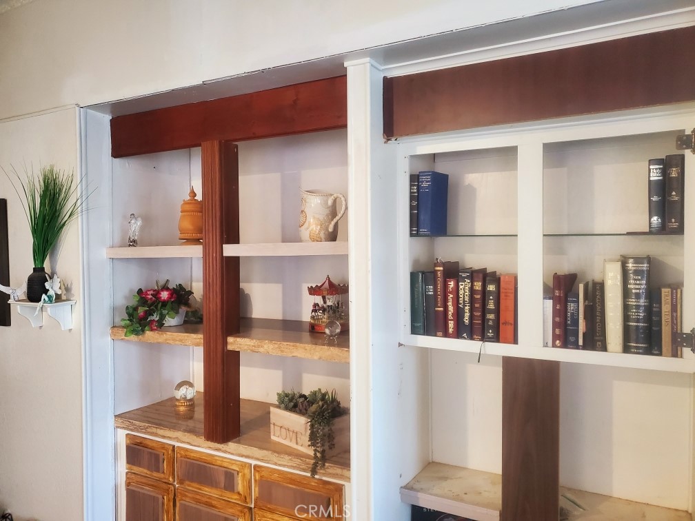 73450 Country Club Drive 10