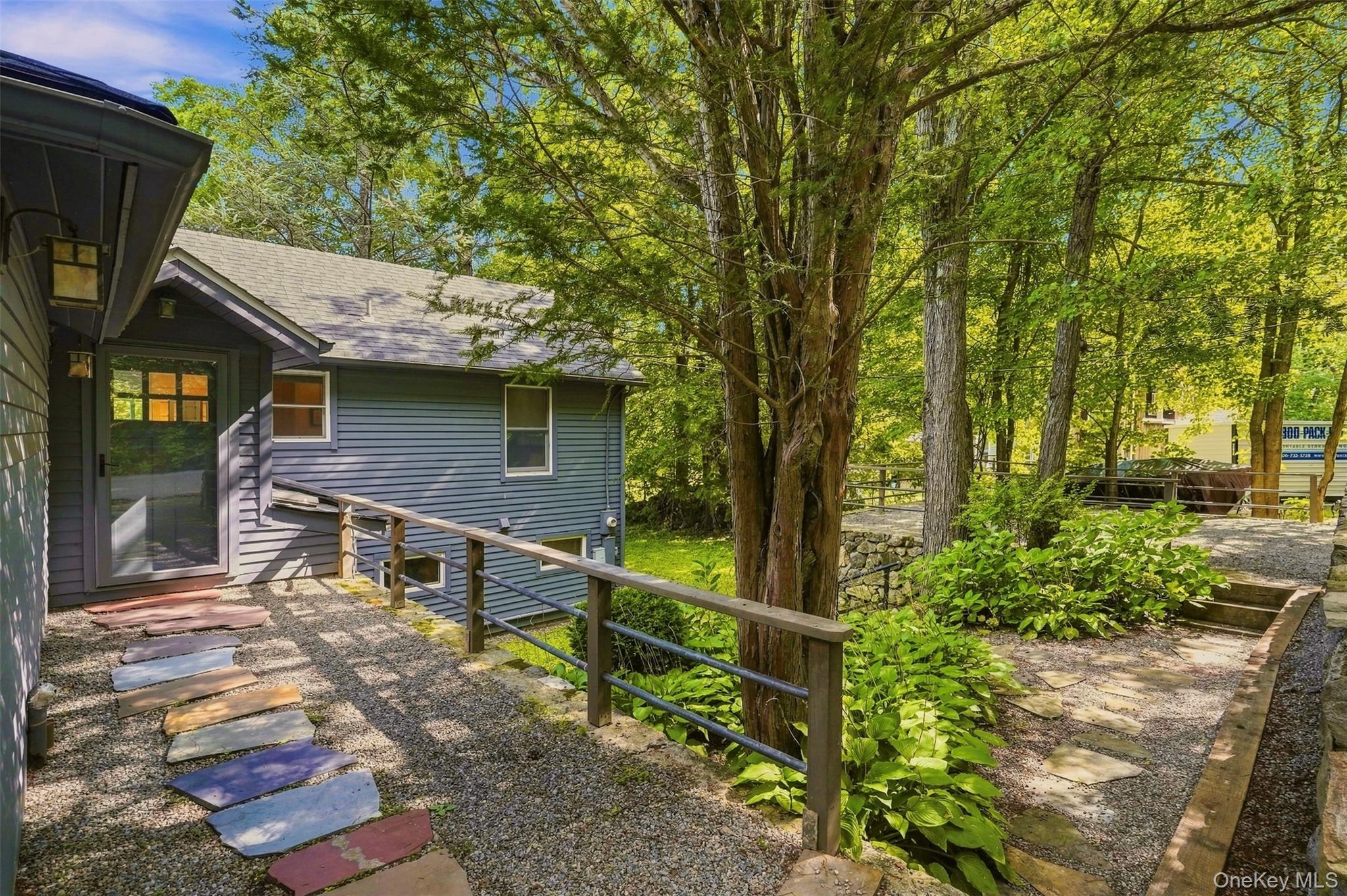44 Cayuga Road