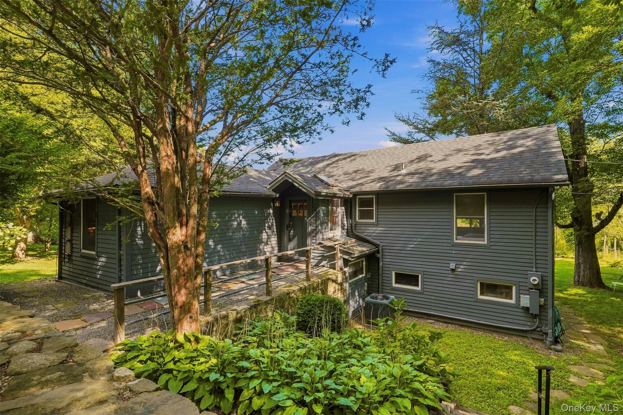 44 Cayuga Road