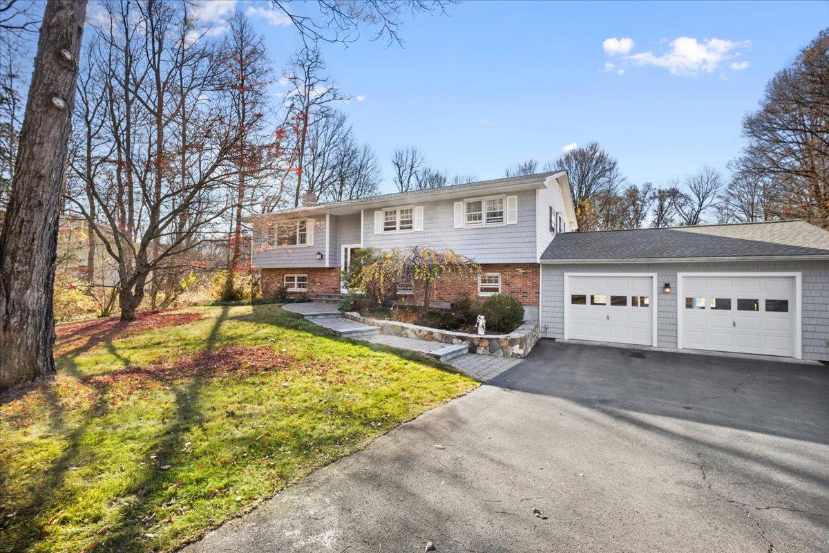136 Hustis Road
