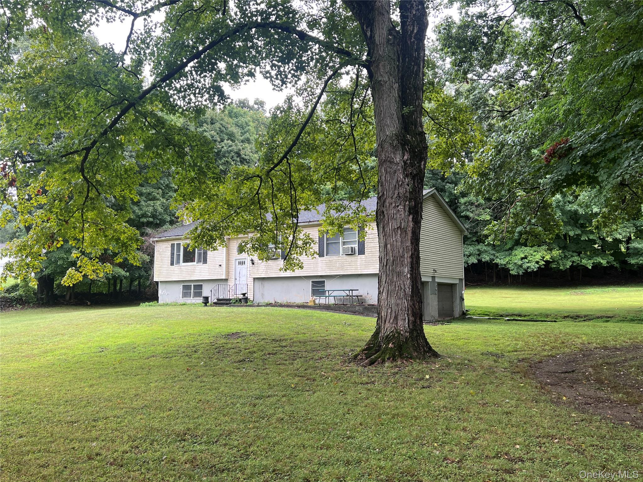 81 Manitou Station Road
