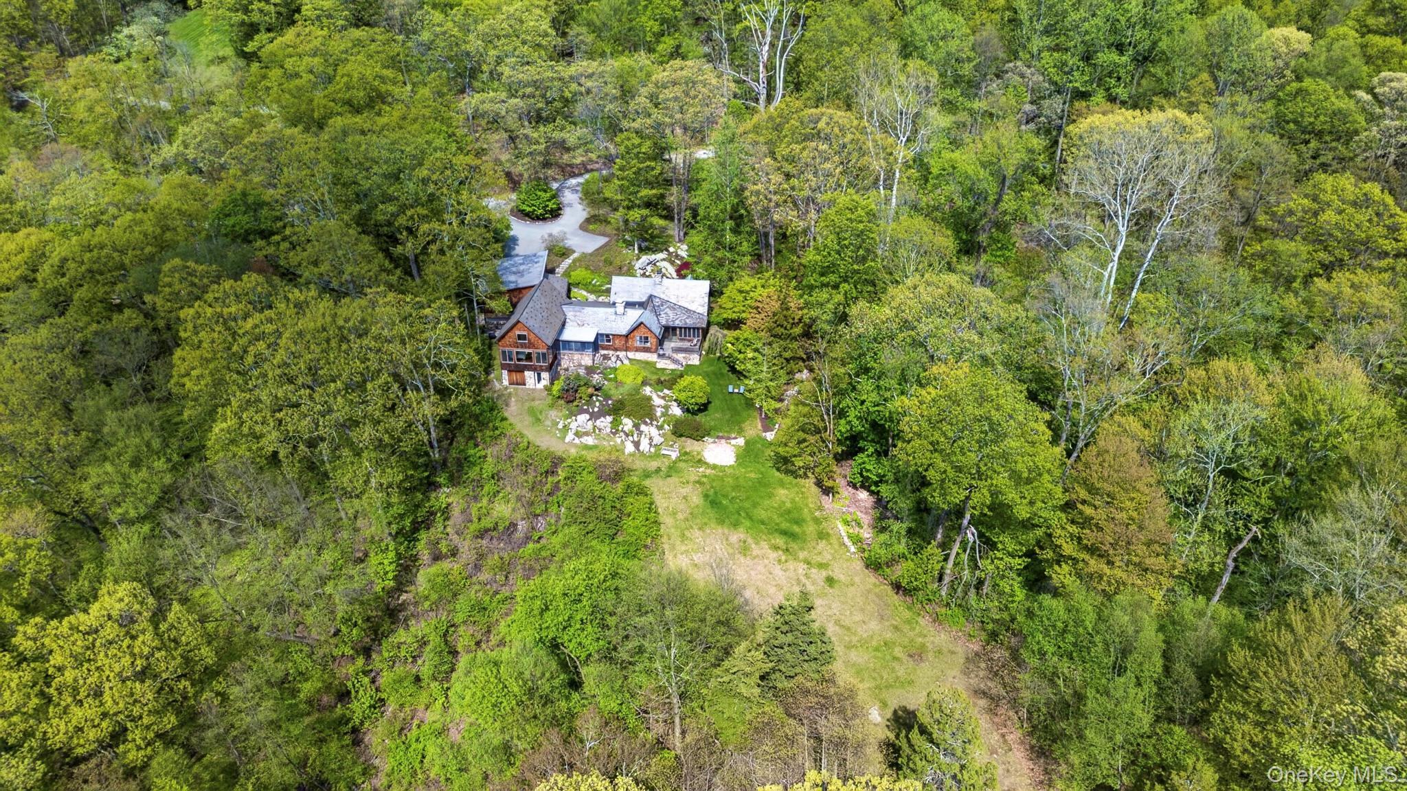 20 Fort Defiance Hill Road