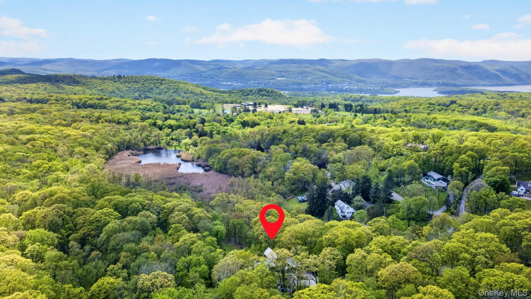 20 Fort Defiance Hill Road