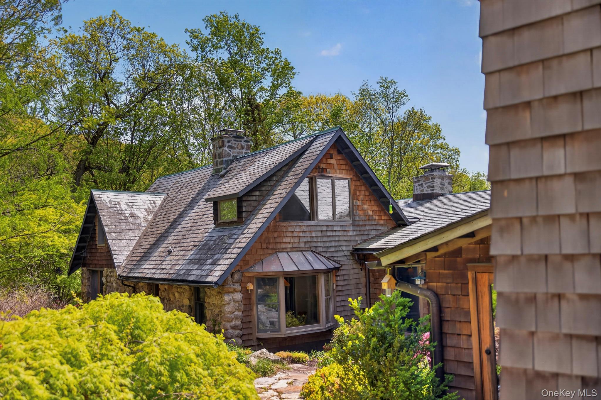 20 Fort Defiance Hill Road