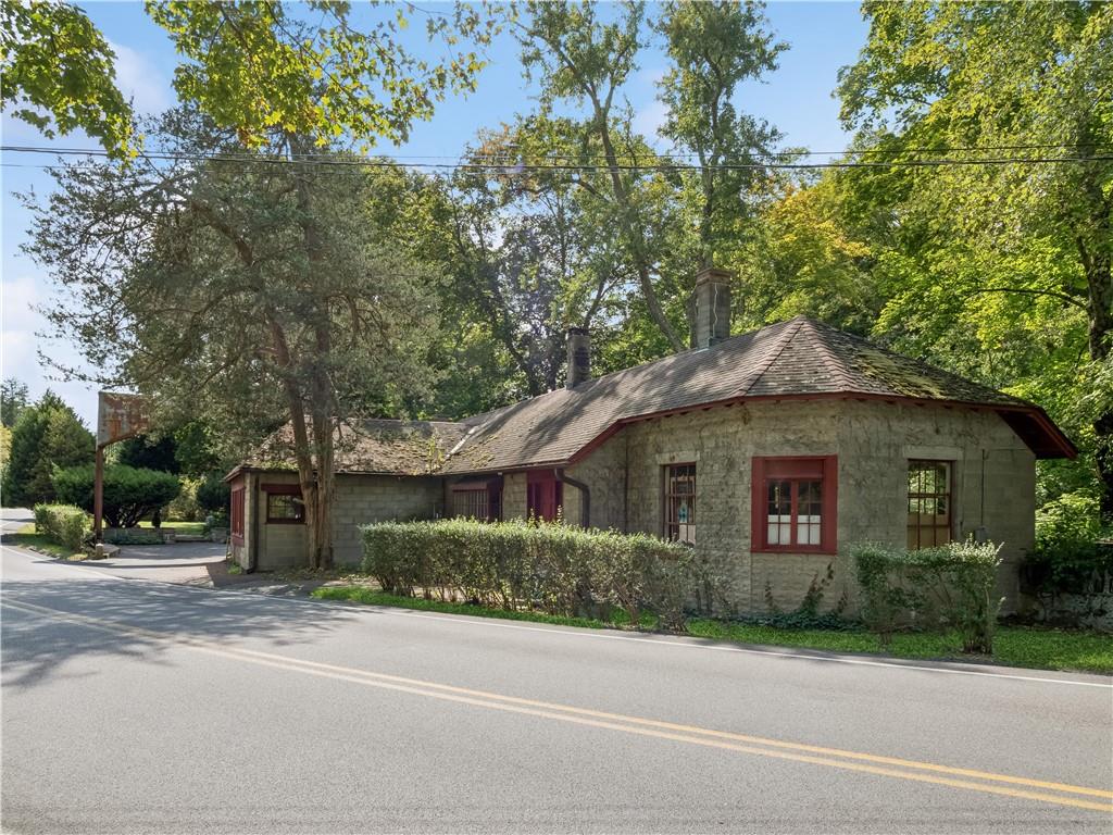 33 Peekskill Road