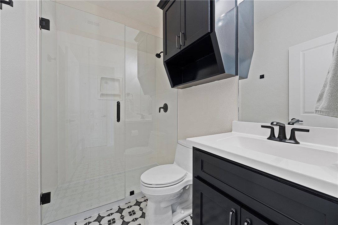 5517 Black Horse Court