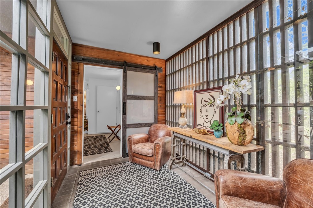 2517 Wooded Acres Drive