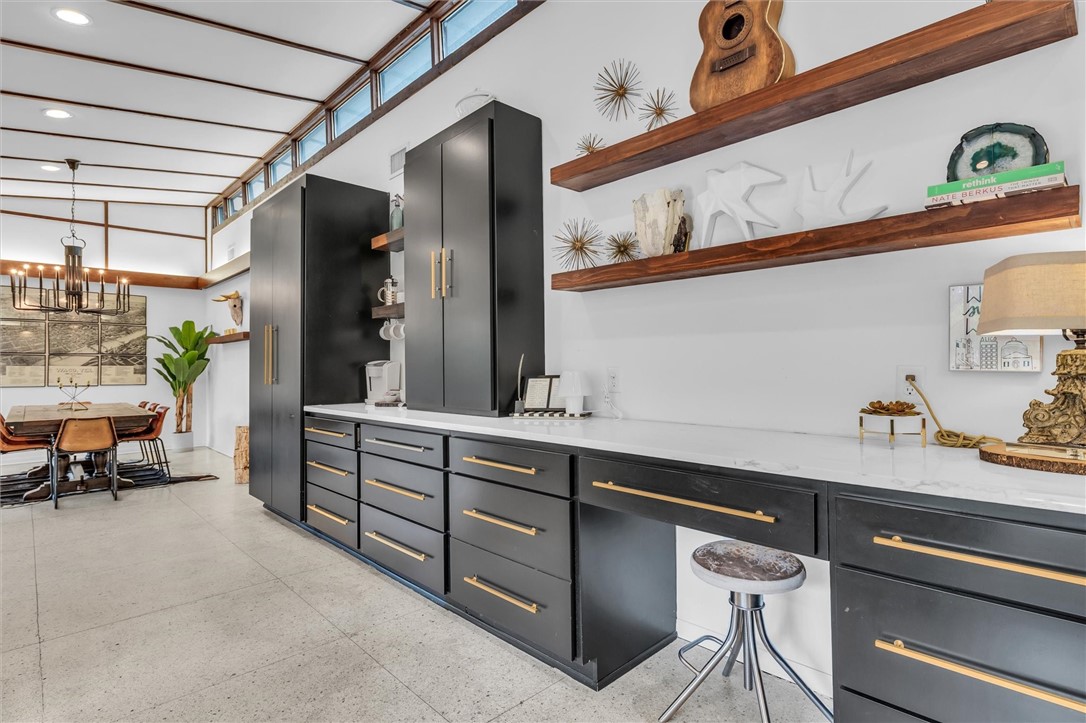 2517 Wooded Acres Drive