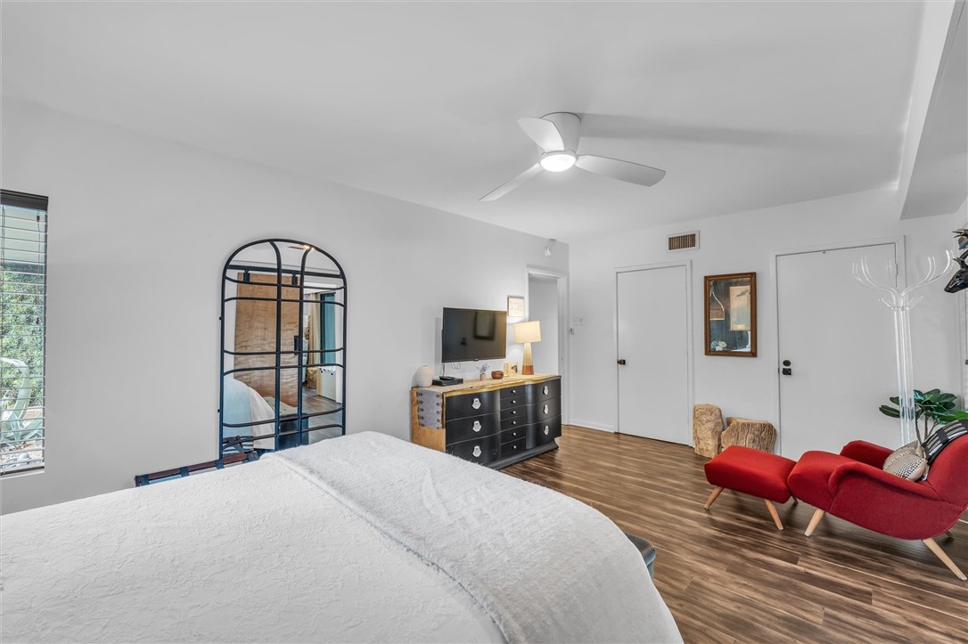 2517 Wooded Acres Drive