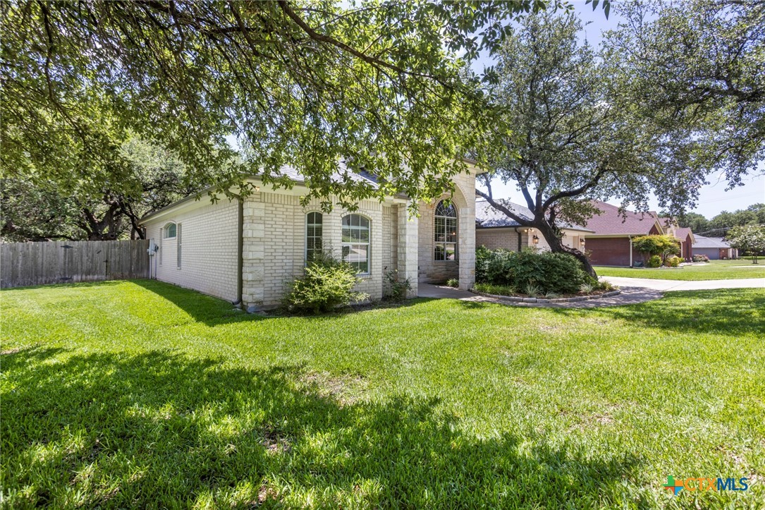 402 Prospector Trail