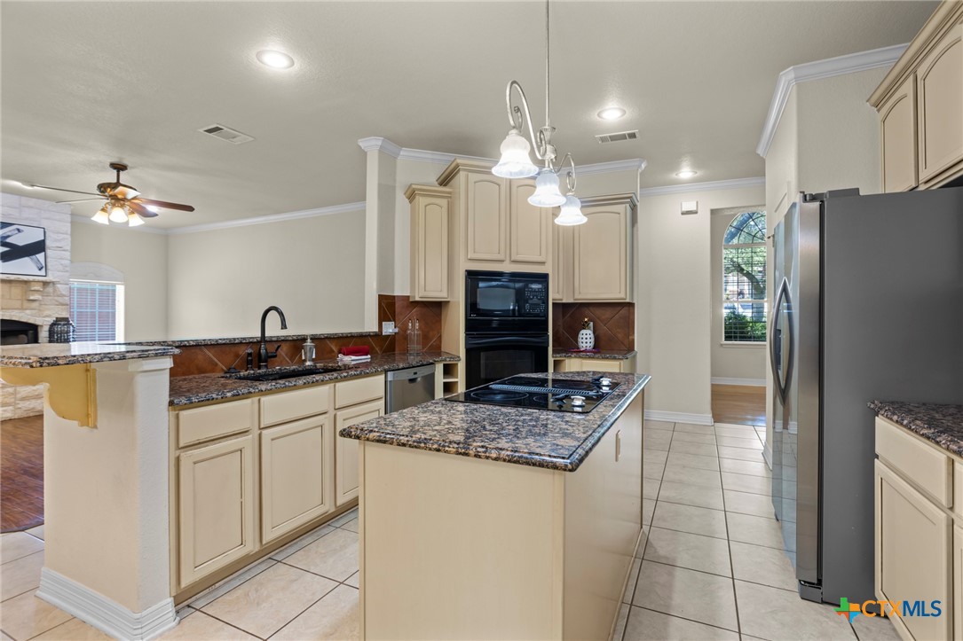 402 Prospector Trail