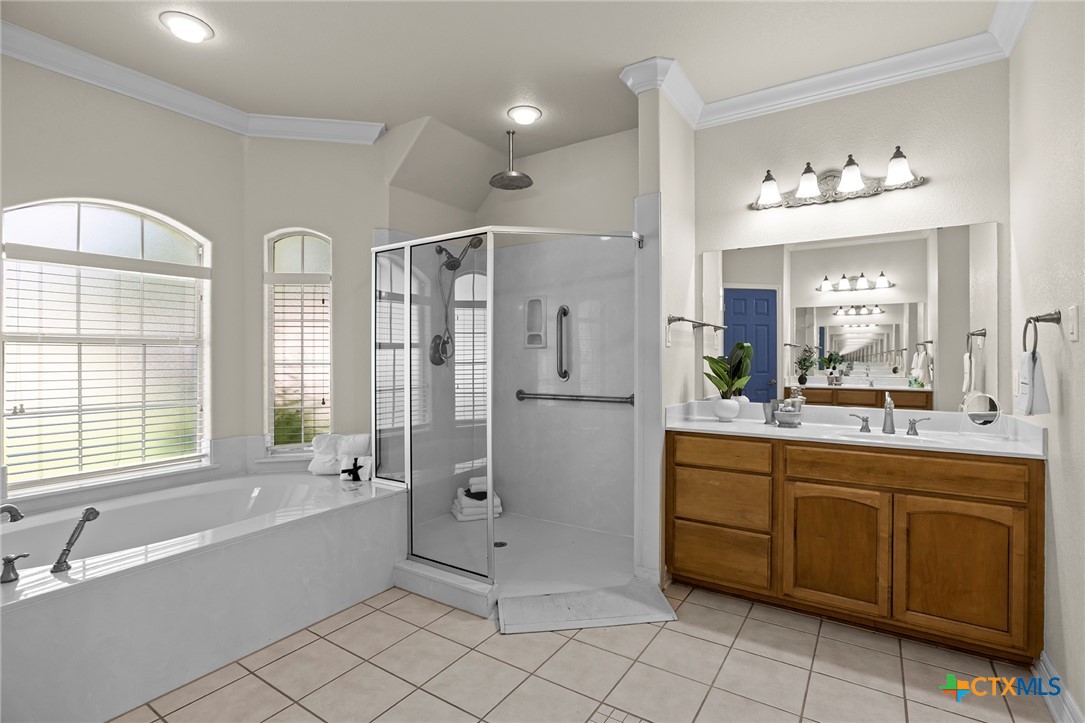 402 Prospector Trail