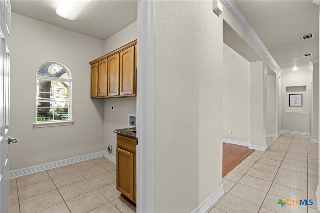 402 Prospector Trail
