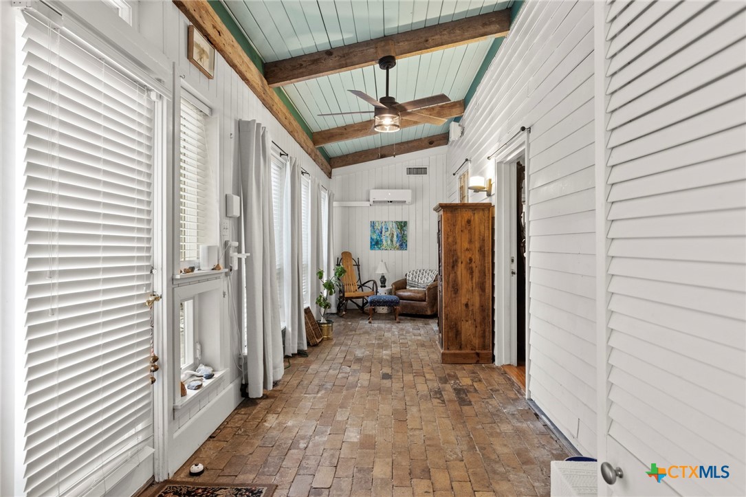 123 Rock Creek Drive
