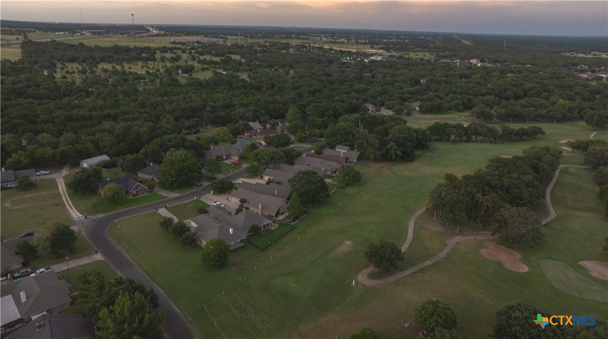 2101 Chisholm Trail