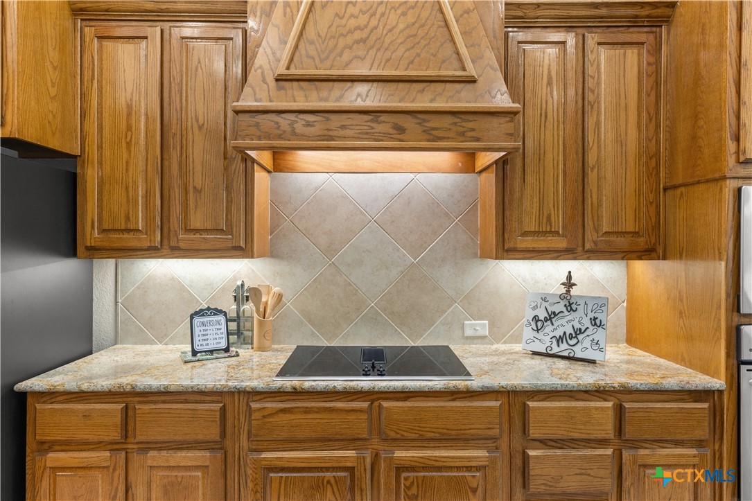 3712 Fall Creek Lane