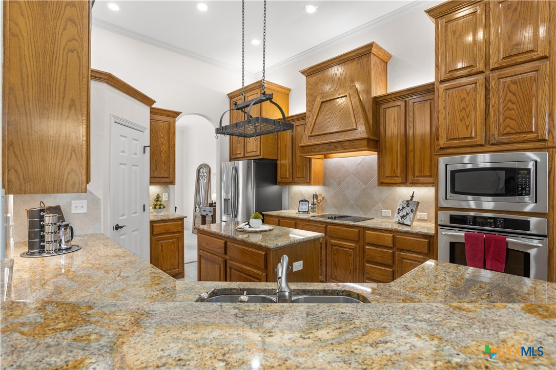 3712 Fall Creek Lane