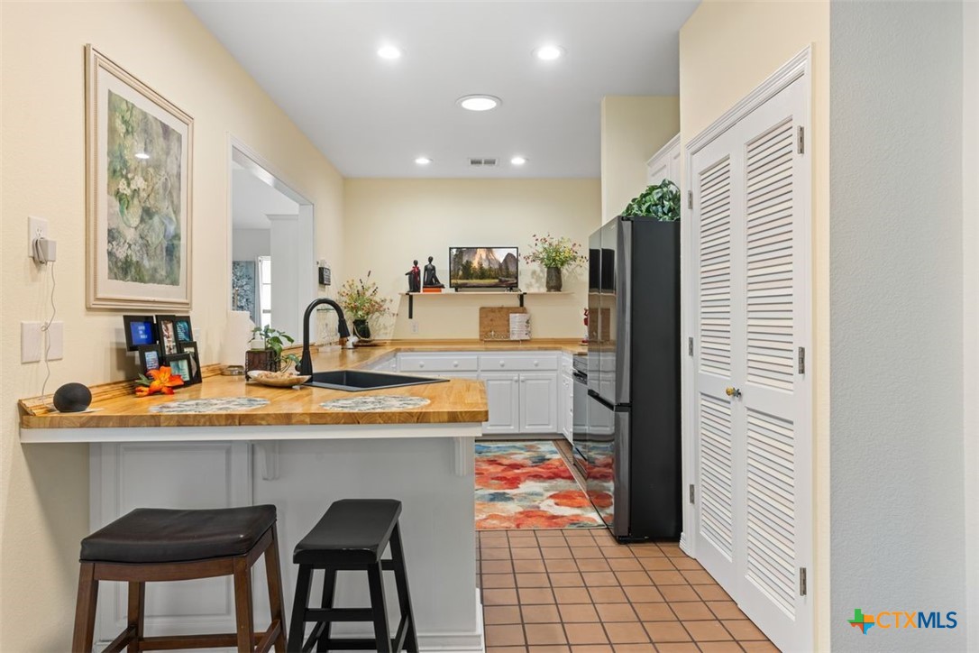 2101 Chisholm Trail