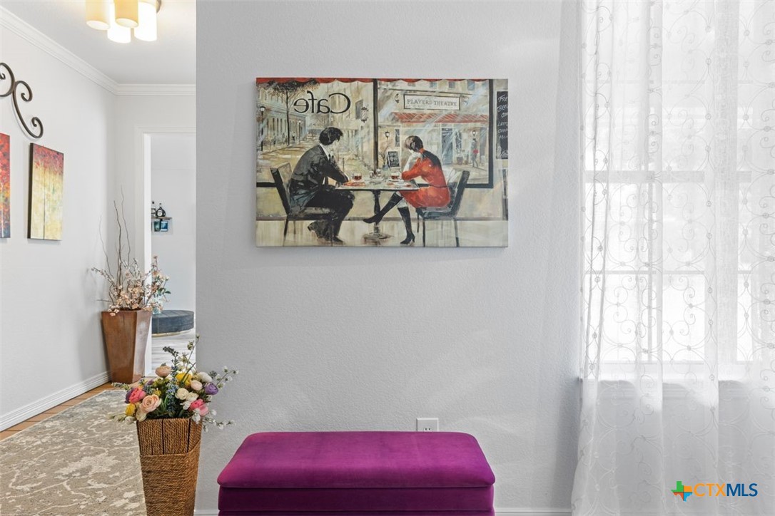 2101 Chisholm Trail