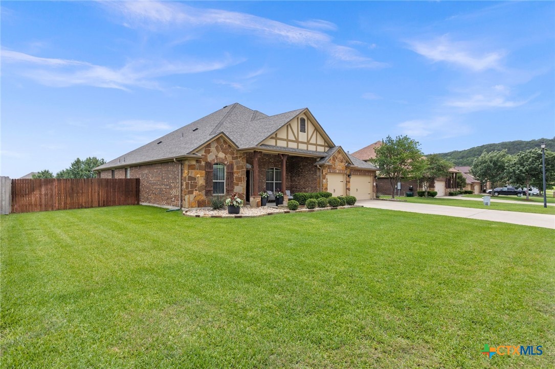 3912 Scenic Trail Drive