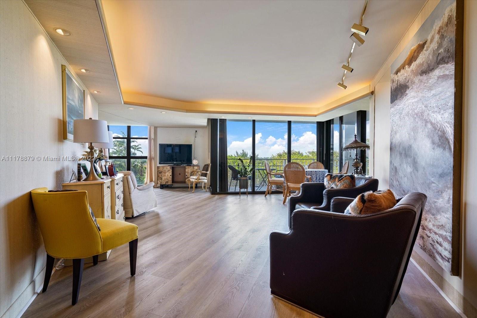 4000 Towerside Ter Unit: 707