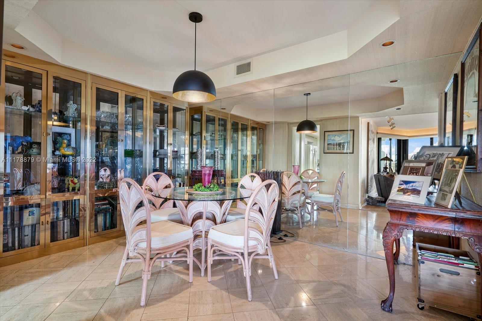 4000 Towerside Ter Unit: 707