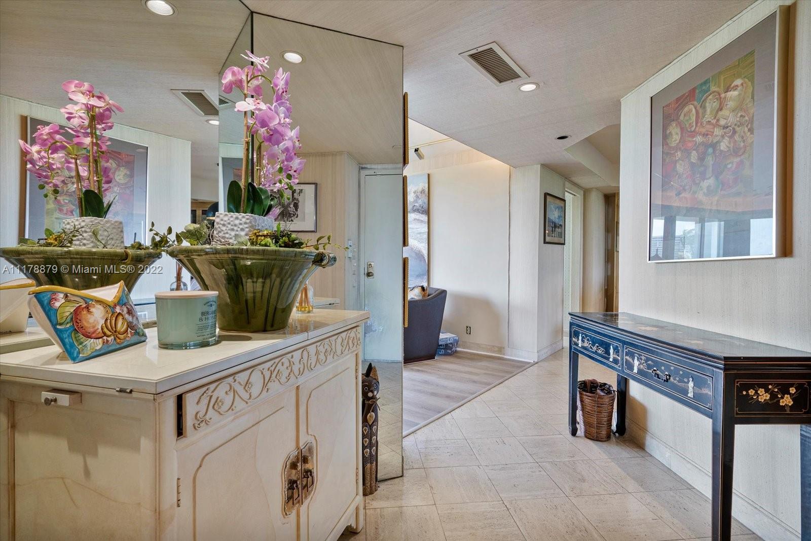 4000 Towerside Ter Unit: 707