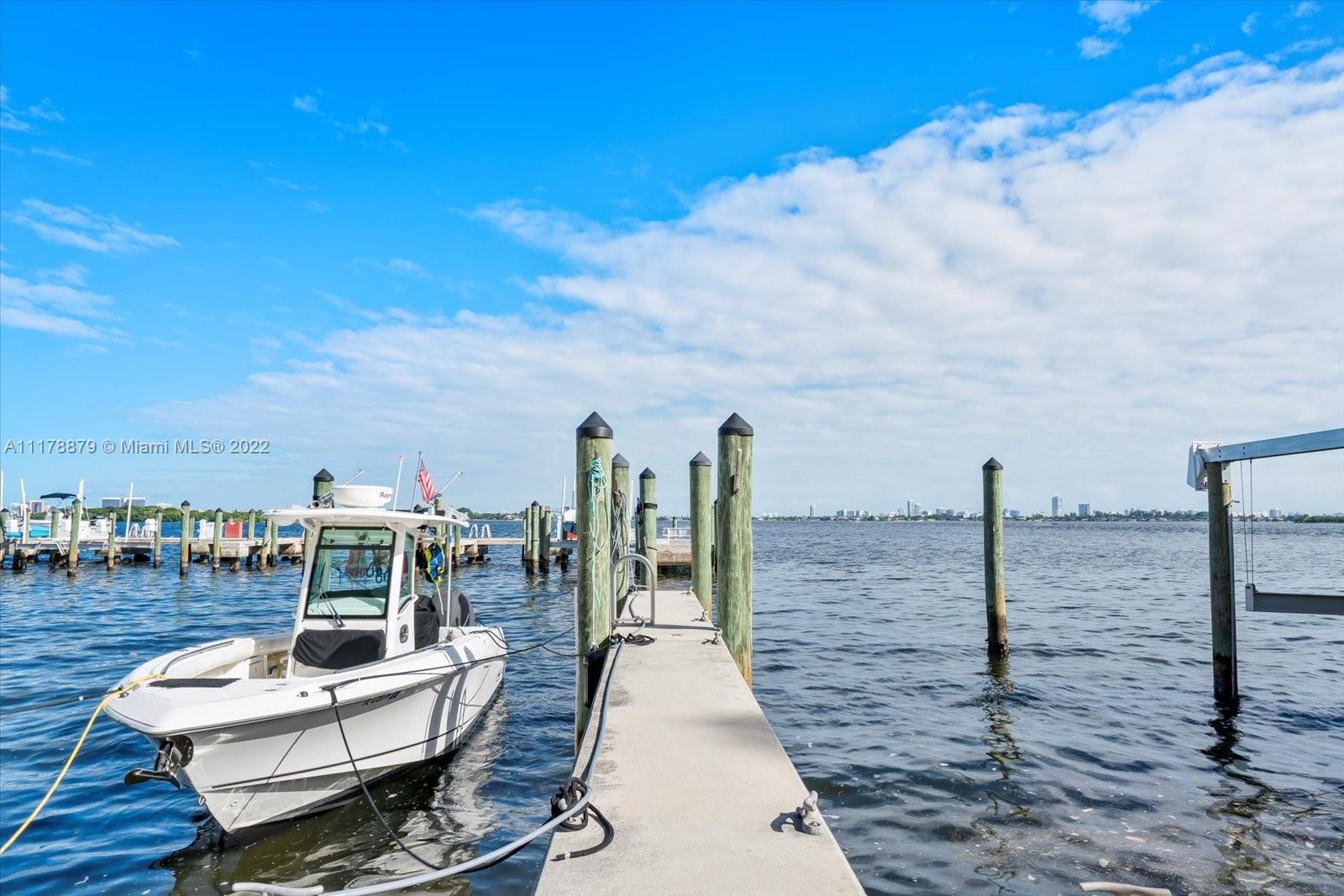 4000 Towerside Ter Unit: 707