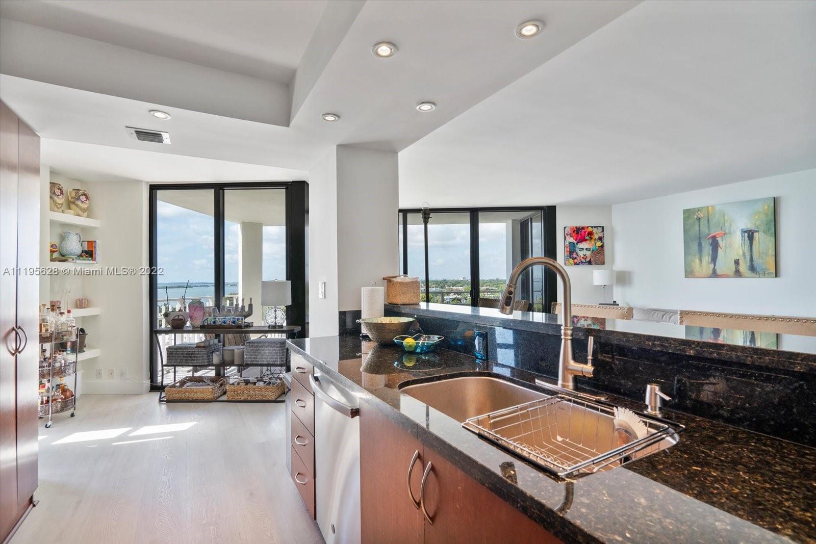 4000 Towerside Ter Unit: 1008