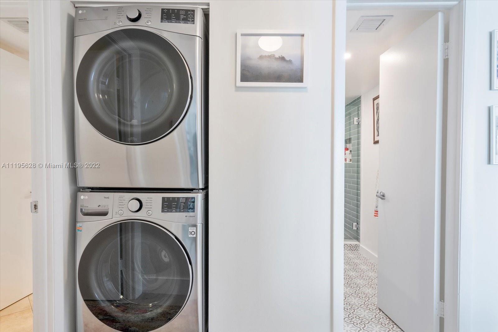 4000 Towerside Ter Unit: 1008