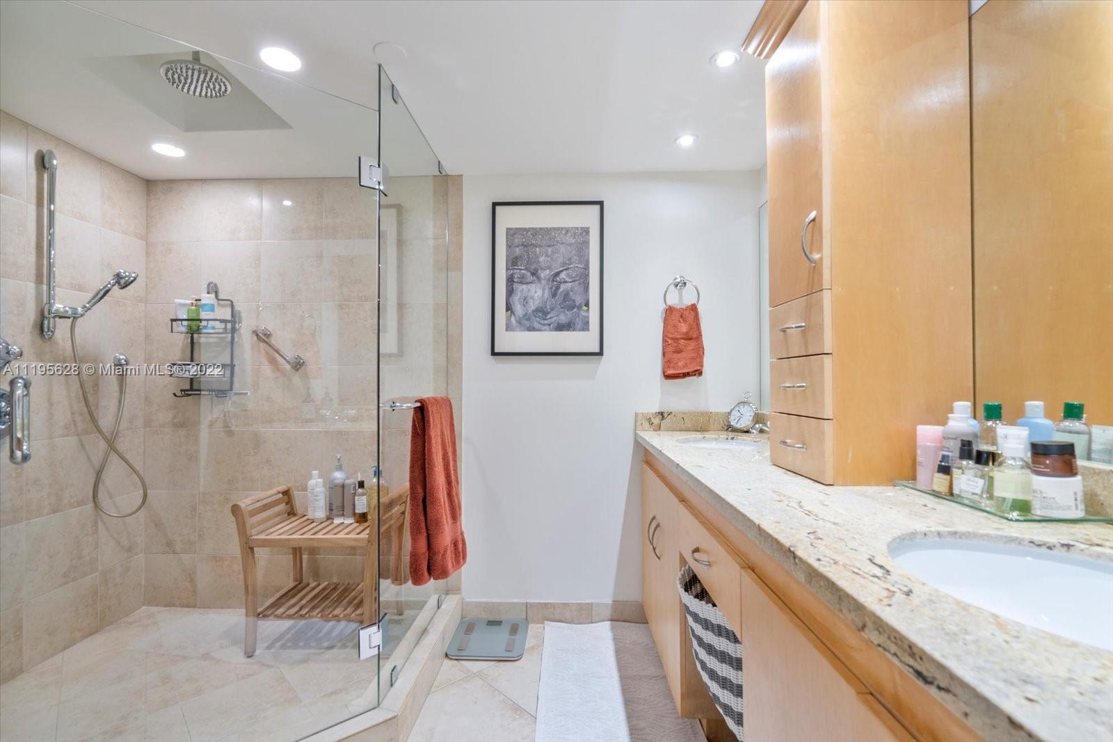 4000 Towerside Ter Unit: 1008