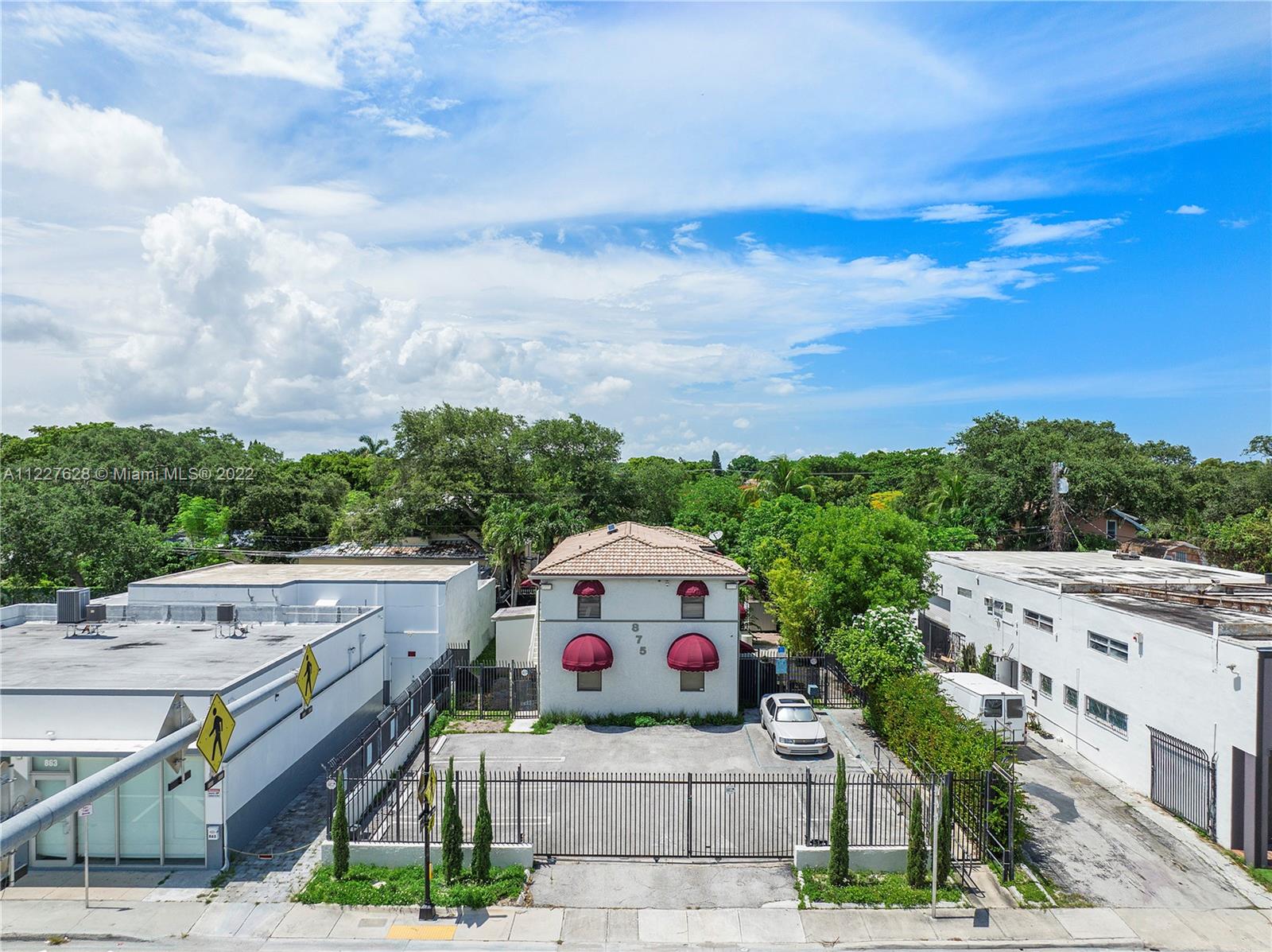 875 NE 79th St