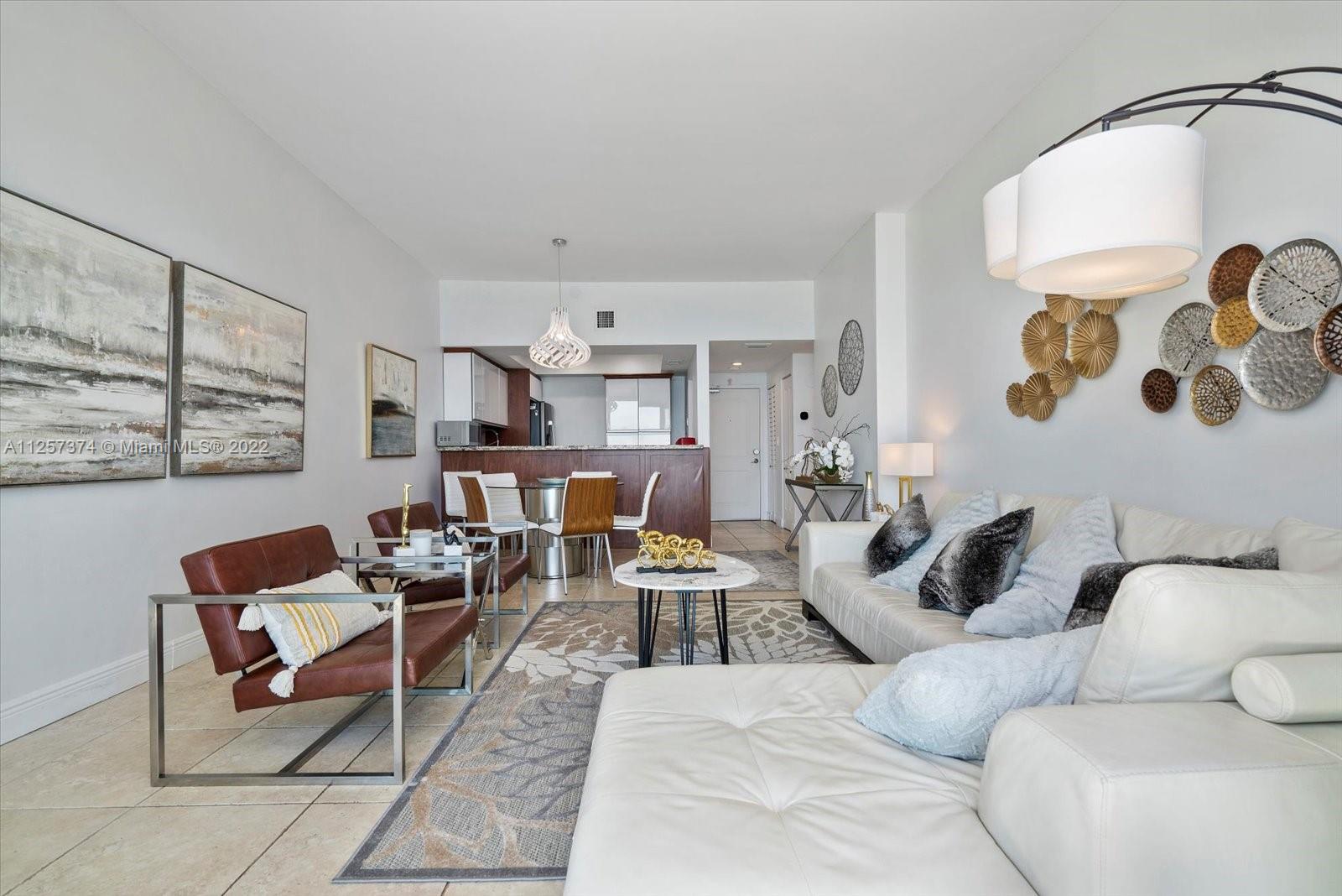 100 Bayview Dr Unit: 10