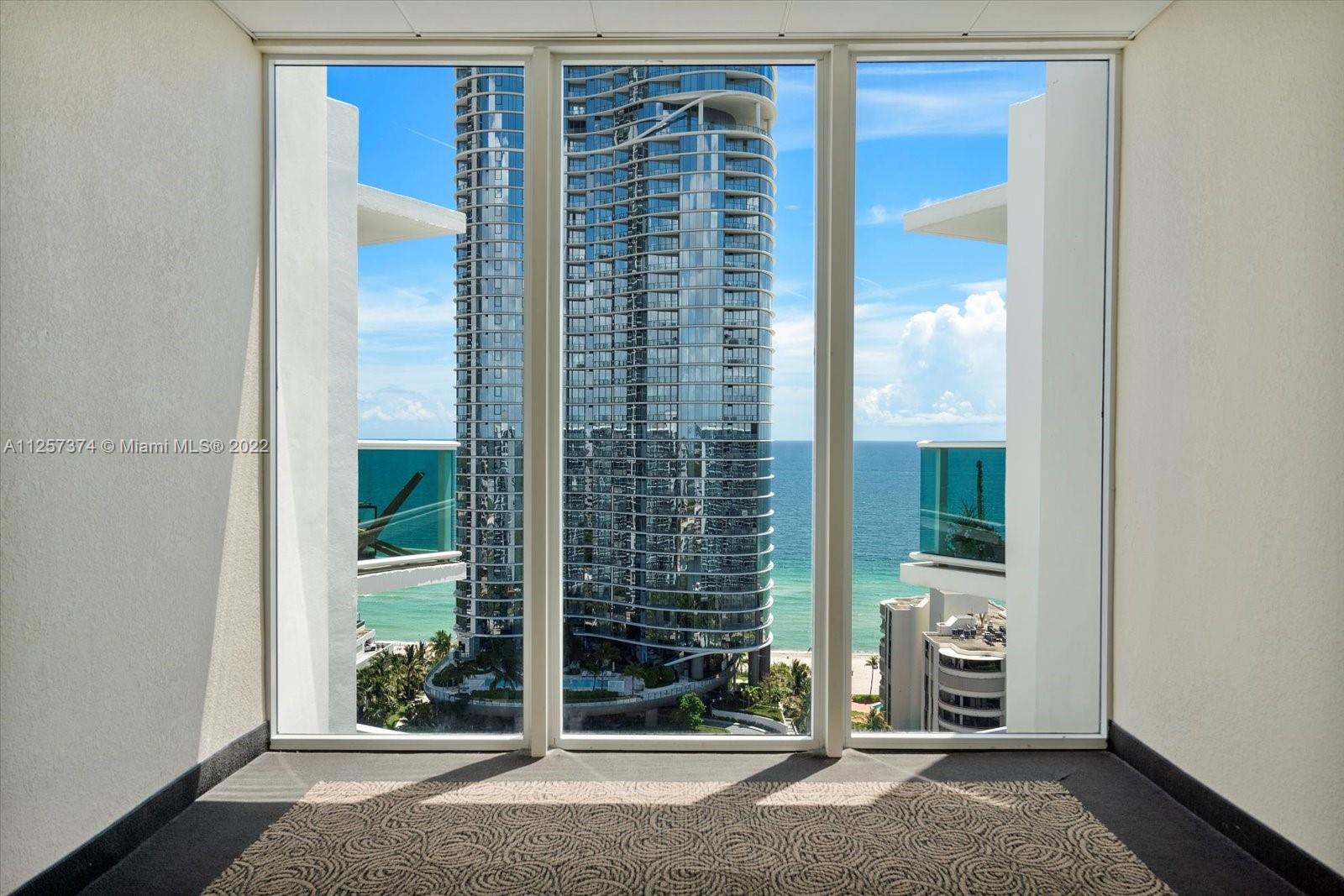 100 Bayview Dr Unit: 10