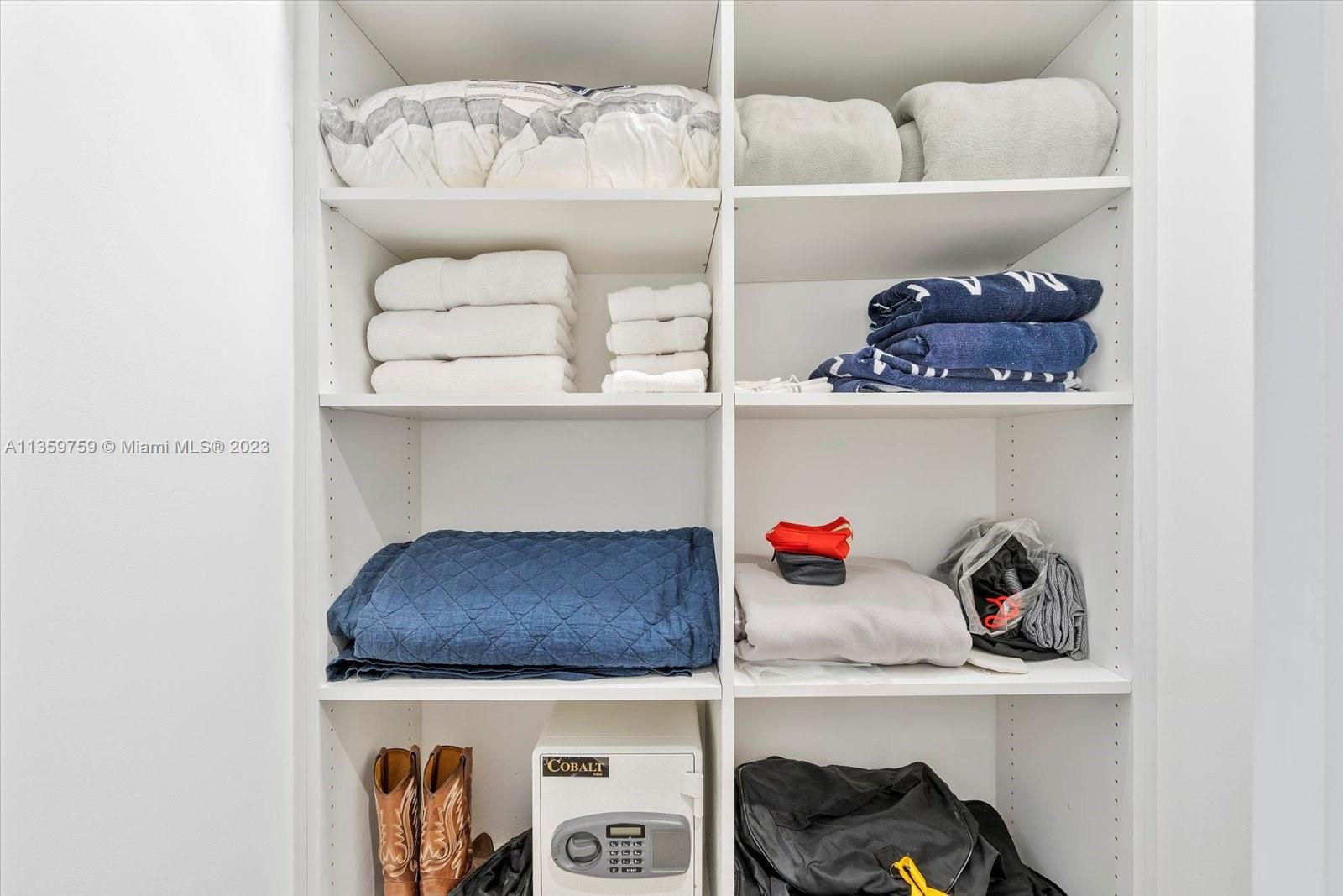 9595 Collins Ave Unit: NPHG