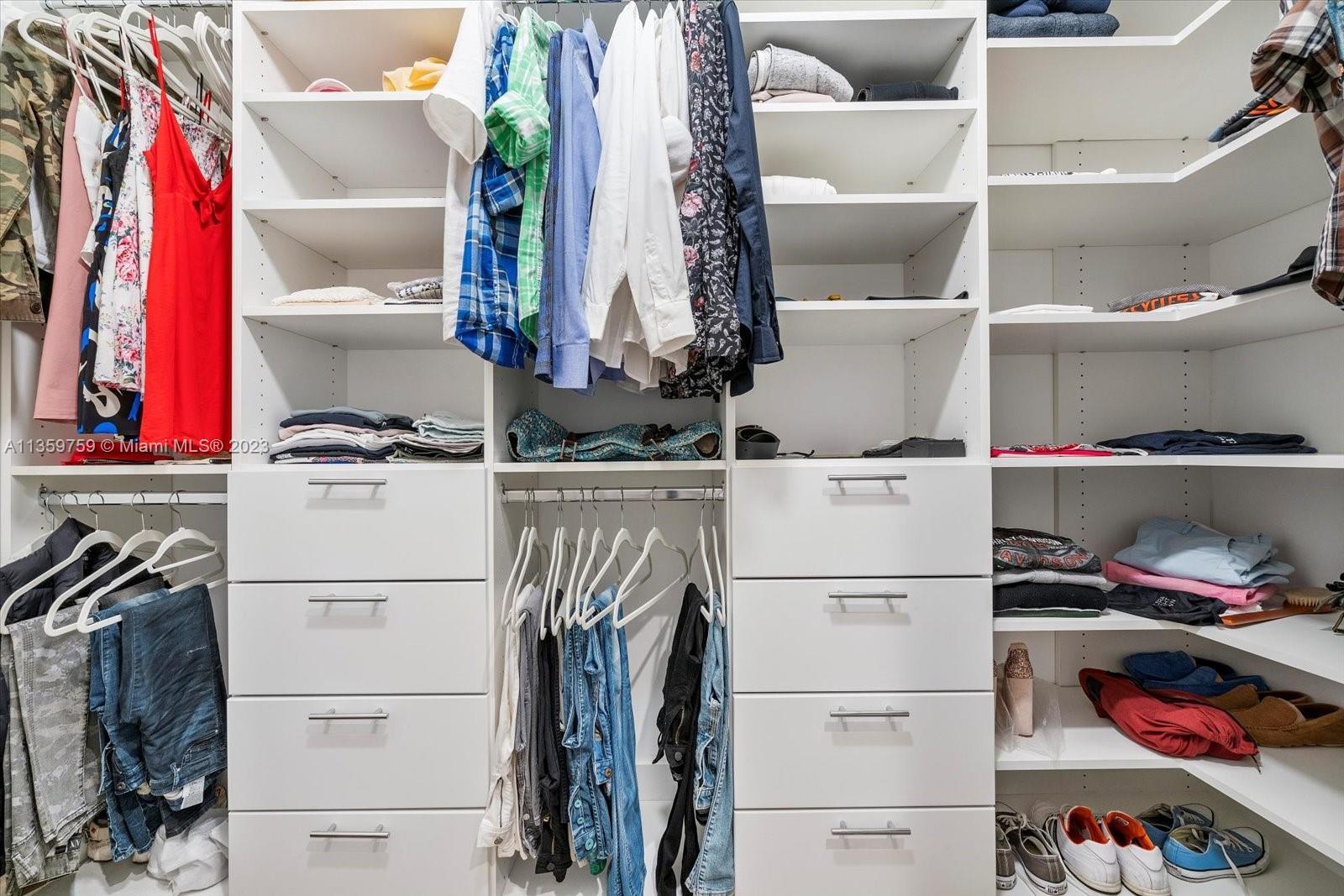 9595 Collins Ave Unit: NPHG