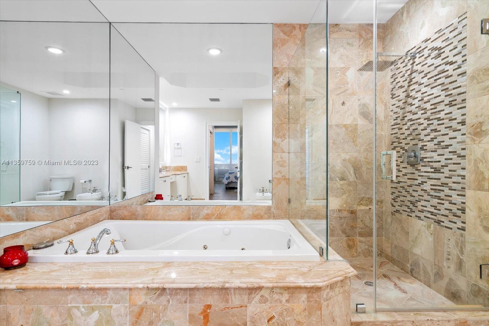 9595 Collins Ave Unit: NPHG