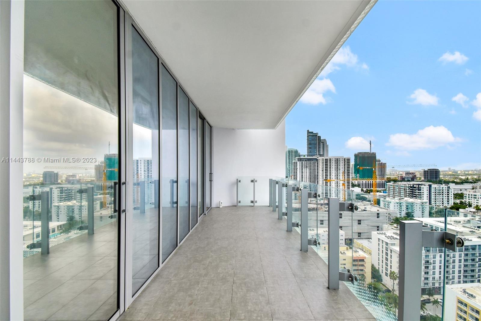 700 NE 26 TER # 2105