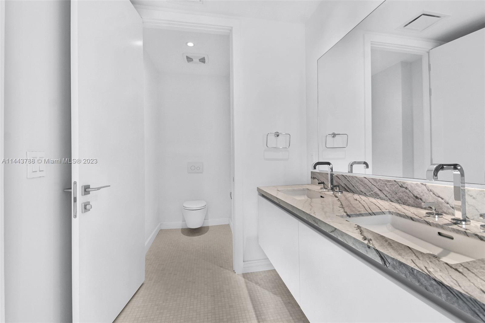 700 NE 26 TER # 2105