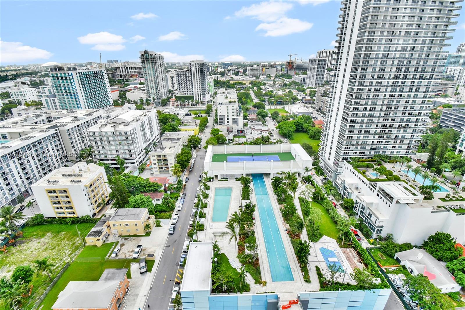 700 NE 26 TER # 2105