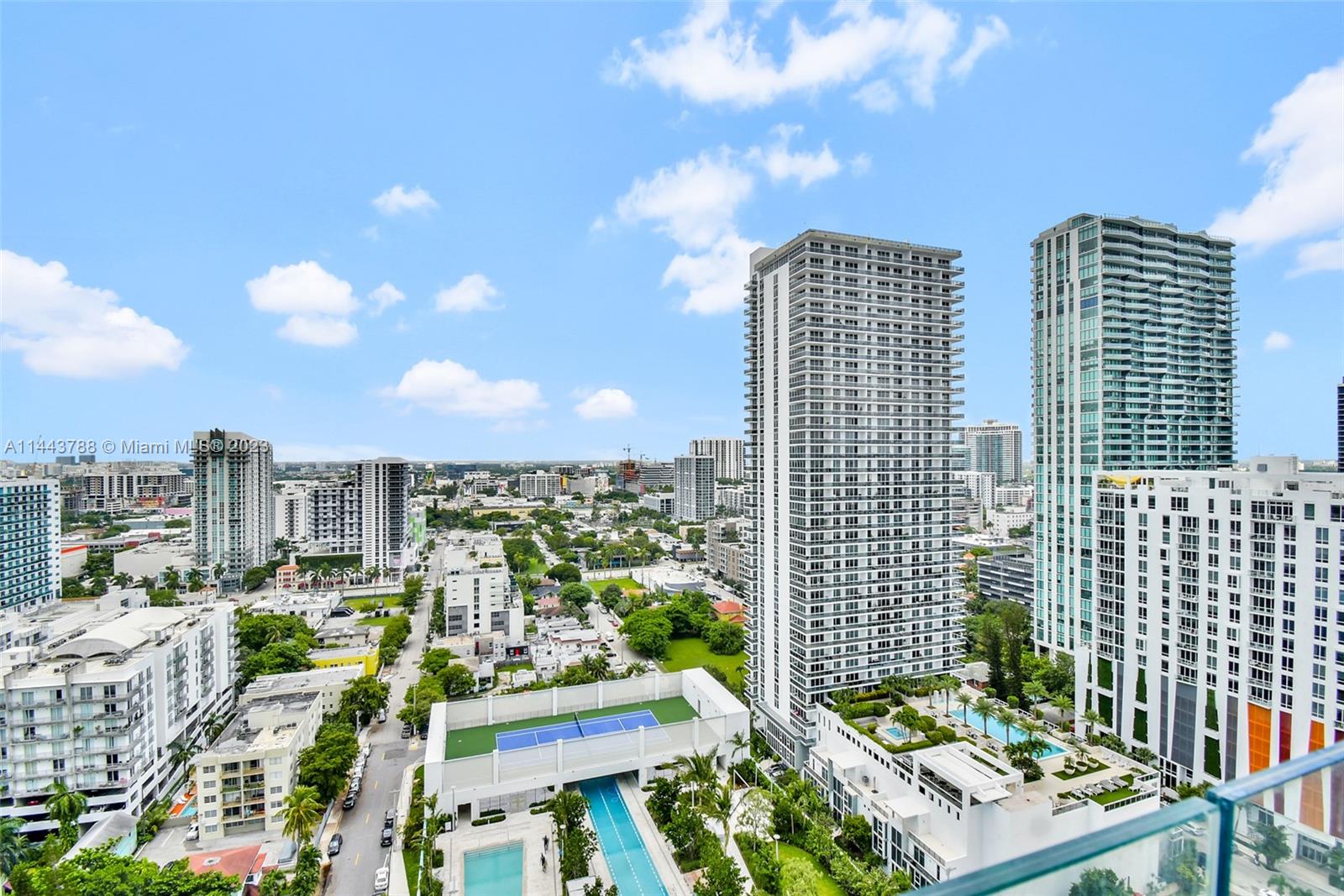 700 NE 26 TER # 2105