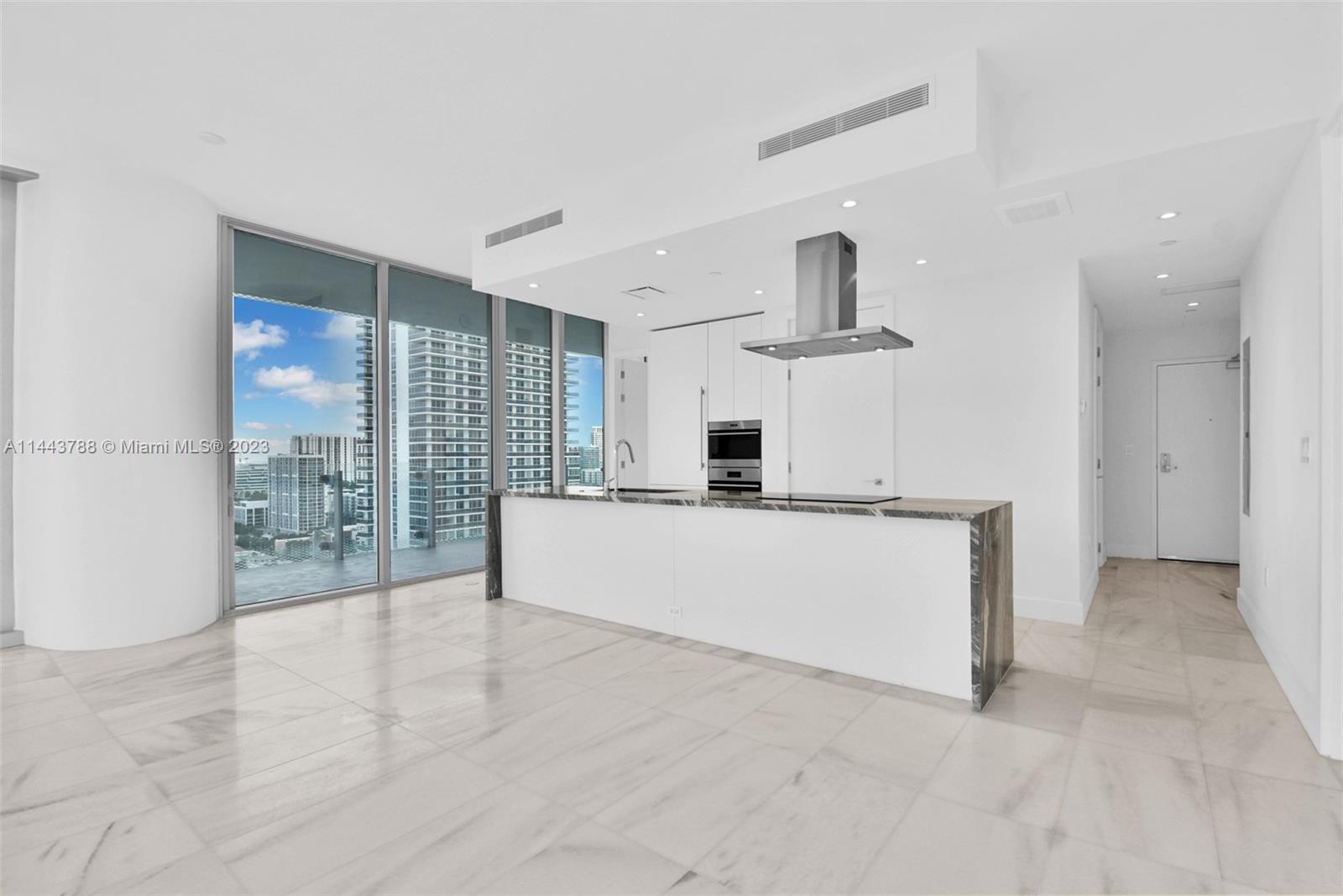 700 NE 26 TER # 2105